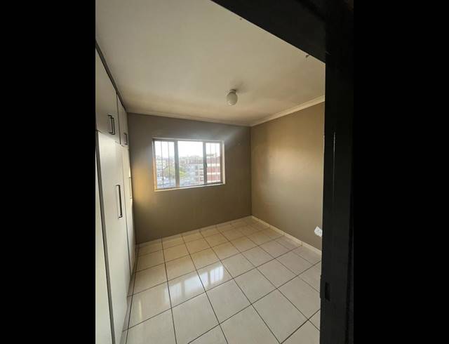2 BEDROOM PROPERTY TO RENT IN OVERPORT
